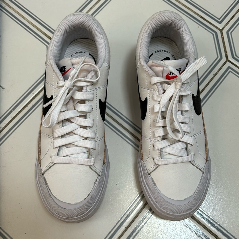 Nike Court Legacy Platform Sneaker